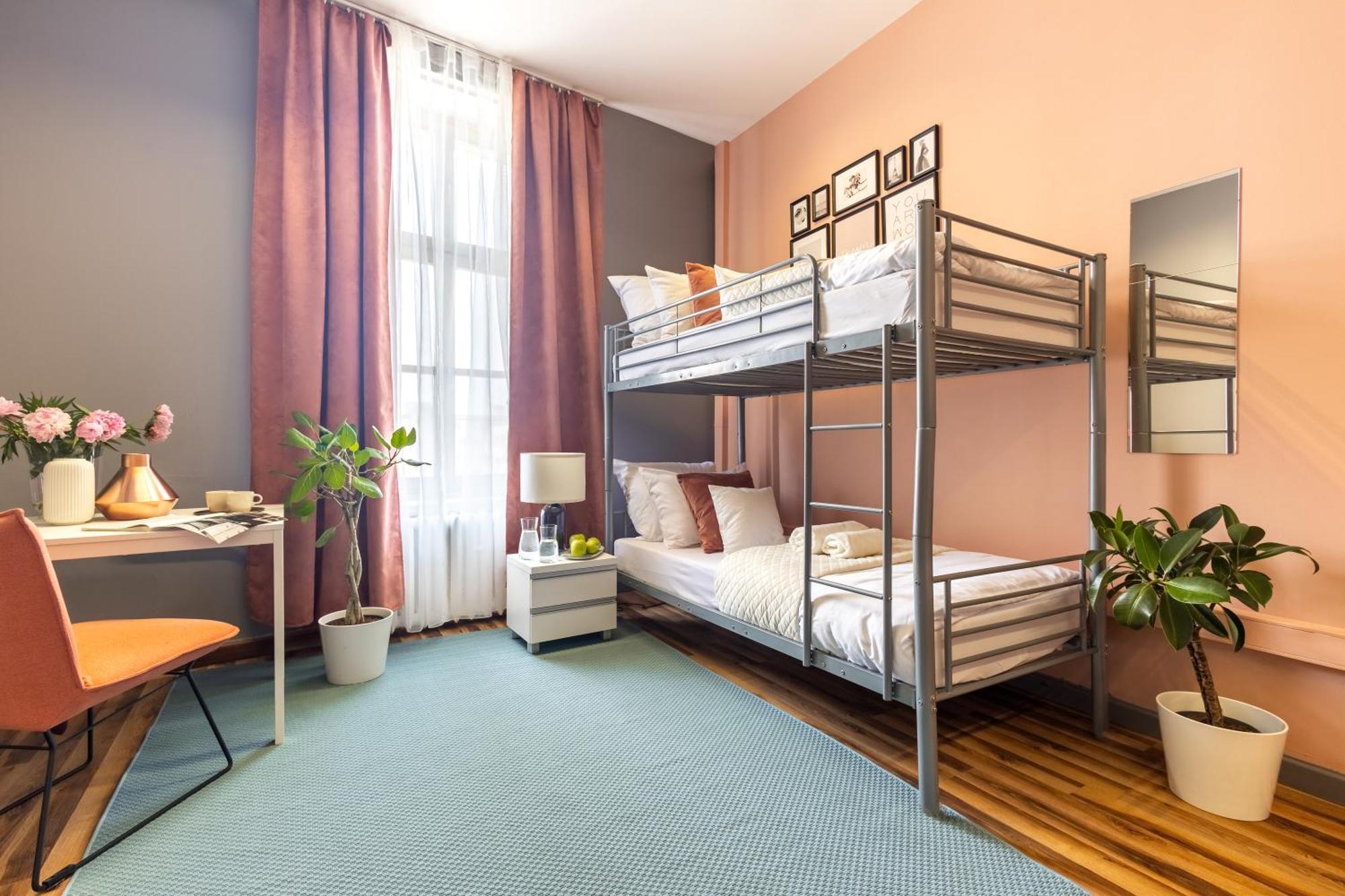 Hostel Krasnal Market Square Wroclaw Bagian luar foto
